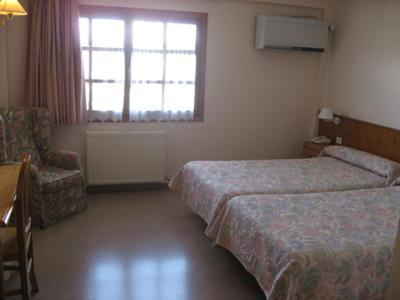 Hotel Anaya Puente La Reina de Jaca 외부 사진