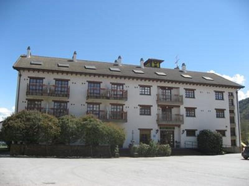 Hotel Anaya Puente La Reina de Jaca 외부 사진