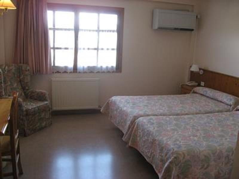 Hotel Anaya Puente La Reina de Jaca 외부 사진