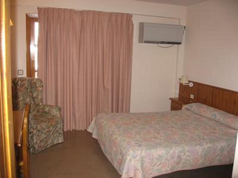 Hotel Anaya Puente La Reina de Jaca 외부 사진